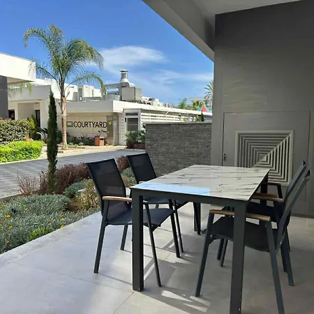 Apartment Elizabeth Courtyard